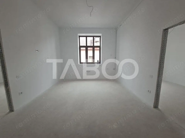 Apartament de vanzare 3 camere 3 bai zona centrala - predare la ALB — fotografia 3