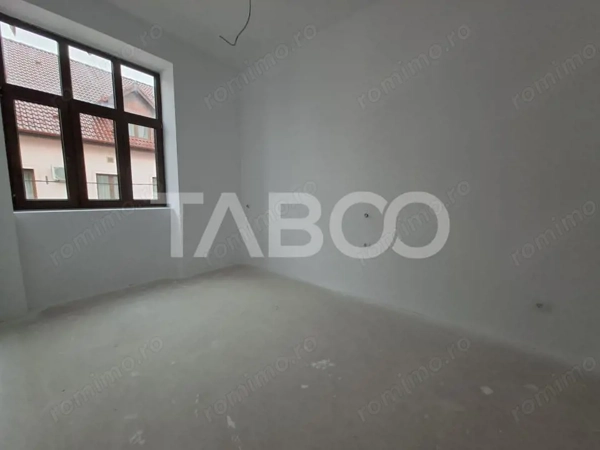 Apartament de vanzare 3 camere 3 bai zona centrala - predare la ALB — fotografia 2