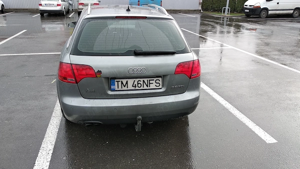 AUDI A4 2004 — imagine 3