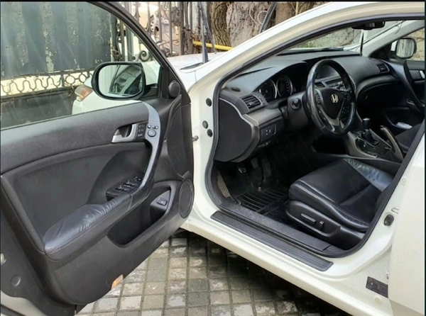 HONDA Accord 2009 — imagine 3