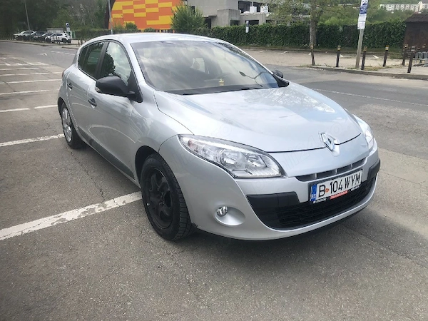 RENAULT Megane 2012 — imagine 2