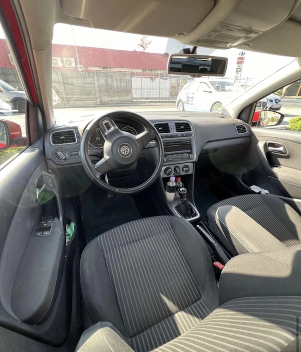 VOLKSWAGEN Polo 2015 — imagine 5
