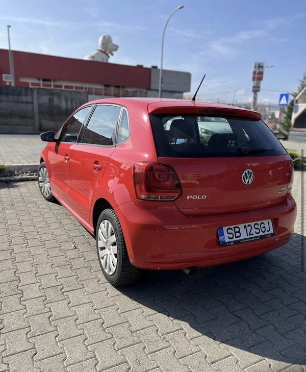 VOLKSWAGEN Polo 2015 — imagine 2