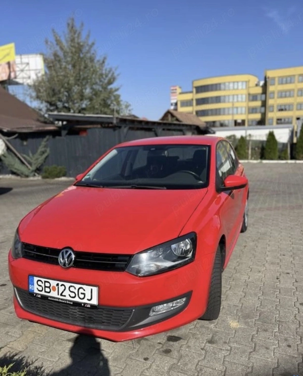 VOLKSWAGEN Polo 2015 — imagine 4