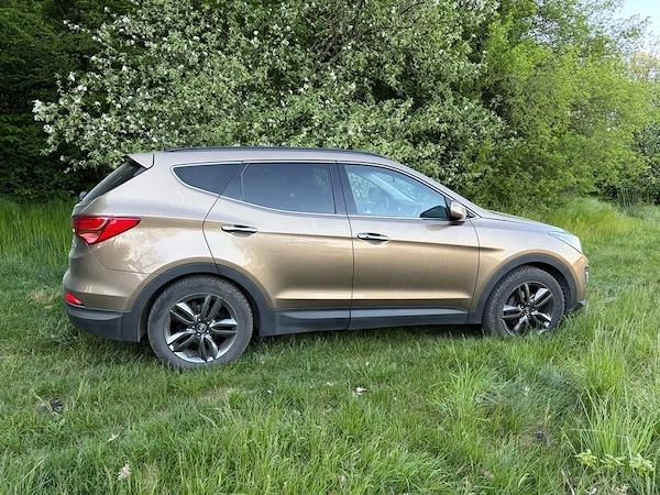 HYUNDAI Grand Santa Fe 2014