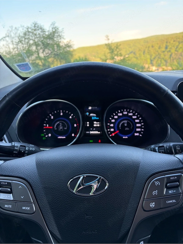 HYUNDAI Grand Santa Fe 2014 — imagine 3
