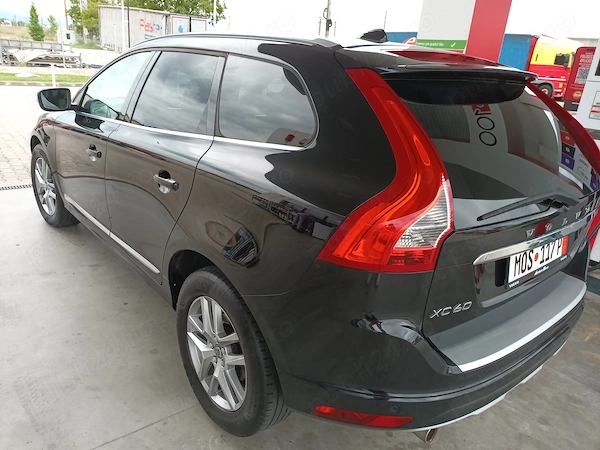 VOLVO XC60 2017 — imagine 7
