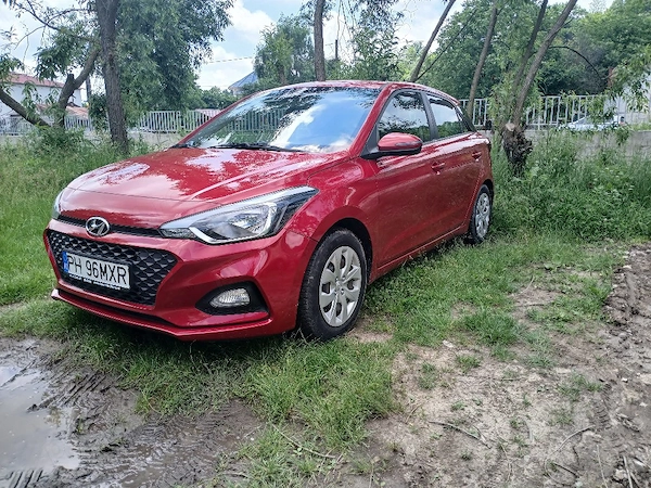 HYUNDAI i20 2019