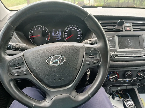 HYUNDAI i20 2019 — imagine 3