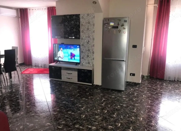 Apartament decomandat 3 camere, 71.86 mp, 2 bai, zona 1 Mai — fotografia 3