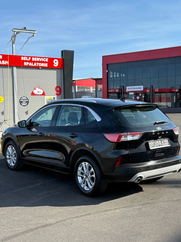 FORD Kuga 2021 — imagine 4