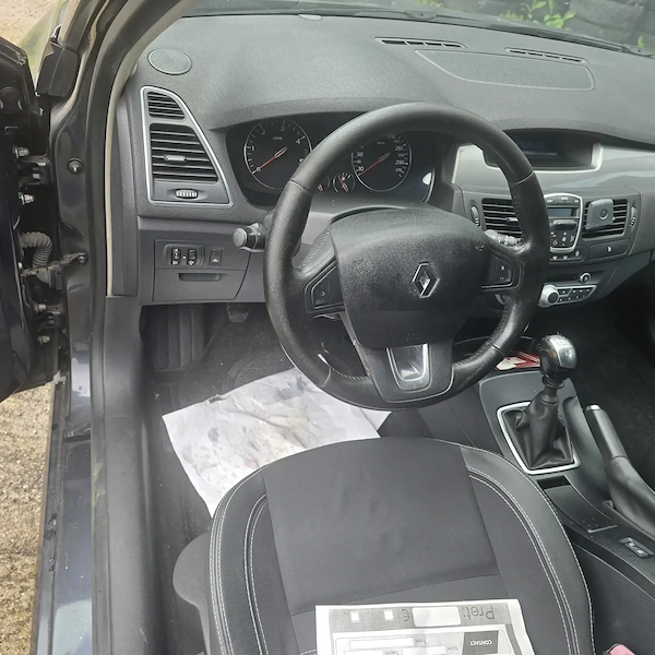 RENAULT Laguna 2011 — imagine 7