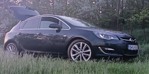 OPEL Astra 2015