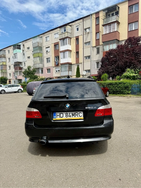 BMW 5 Series 2010 — imagine 7