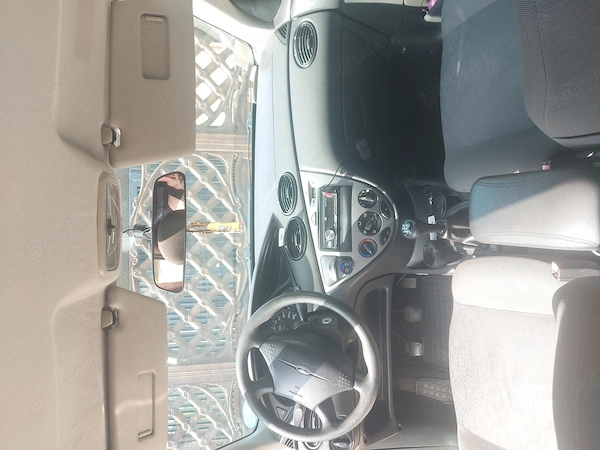 FORD Focus 2002 — imagine 3