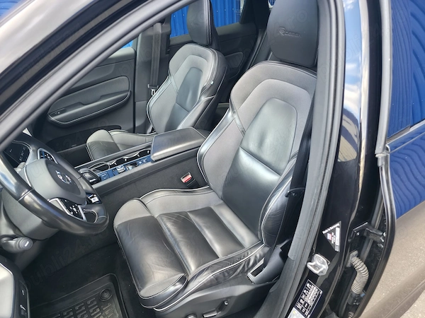 VOLVO XC60 2020 — imagine 8