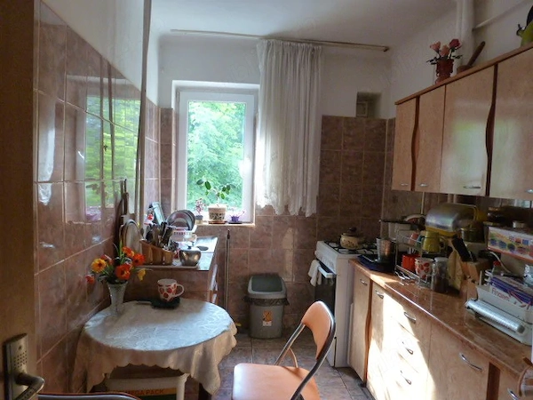 Apartament 2 camere Etaj 1 - central- str.Regina Maria — fotografia 3