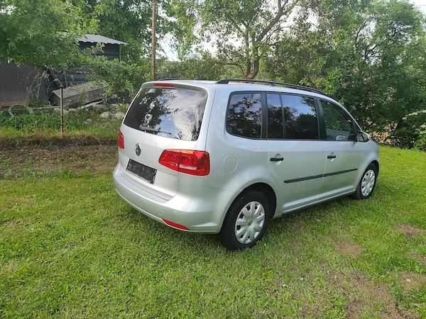 VOLKSWAGEN Touran 2013 — imagine 2