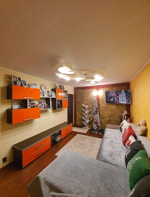 Apartament 3 camere decomandat, etaj 1, Micro 17 Galati — fotografia 3