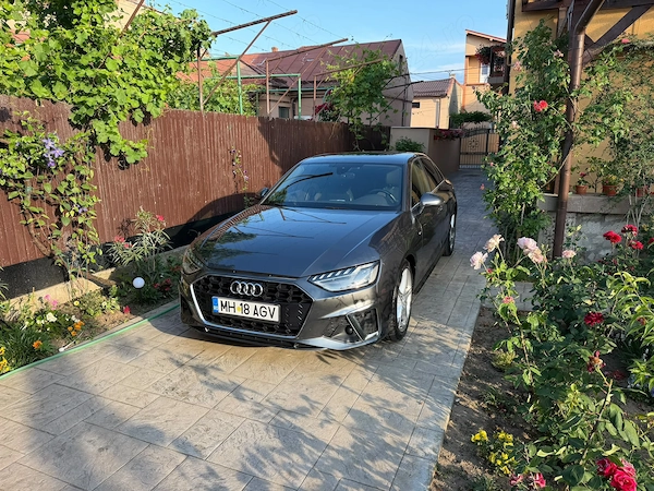AUDI A4 2020 — imagine 10