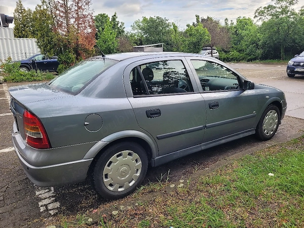 OPEL Astra 2005