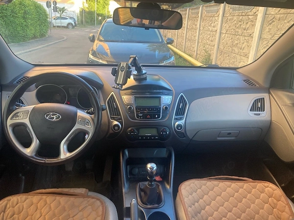 HYUNDAI ix35 2013 — imagine 3
