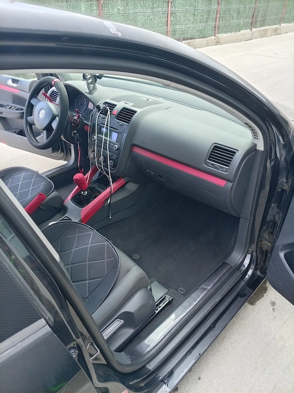 VOLKSWAGEN Golf 2004 — imagine 3