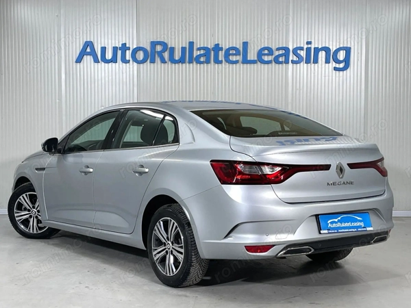 RENAULT Megane 2023 — imagine 4