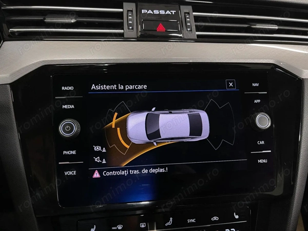 VOLKSWAGEN Passat 2022 — imagine 13