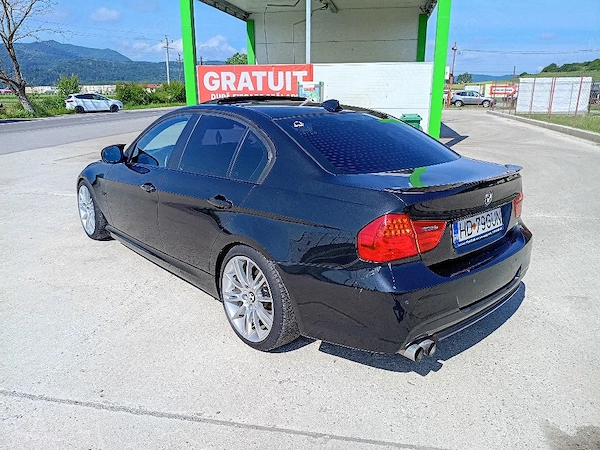 BMW 3 Series 2010 — imagine 3
