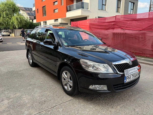 SKODA Octavia 2011 — imagine 2