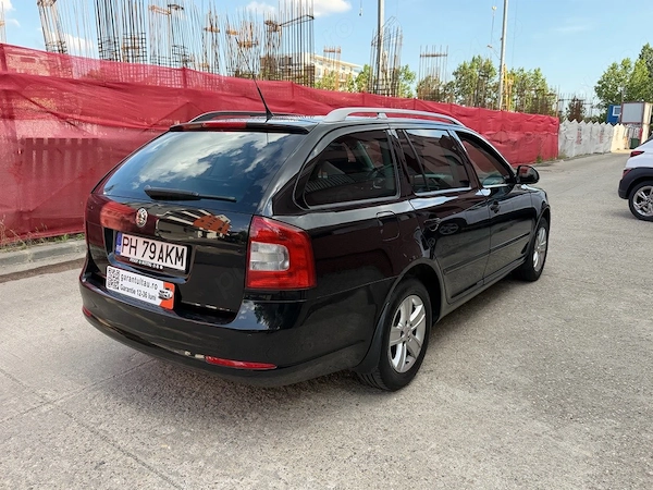SKODA Octavia 2011 — imagine 5