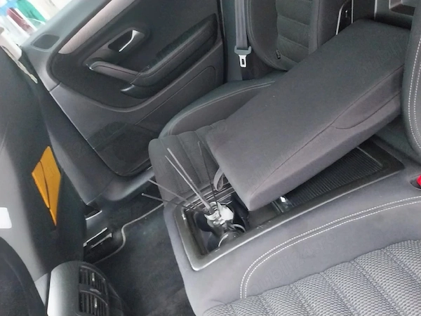 VOLKSWAGEN Passat CC 2013 — imagine 4
