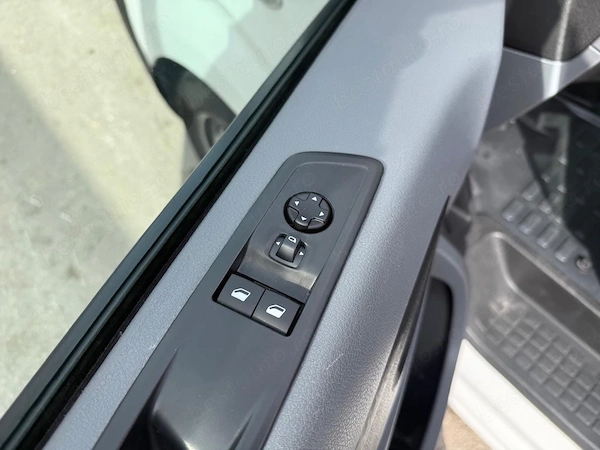 OPEL Vivaro 2020 — imagine 3