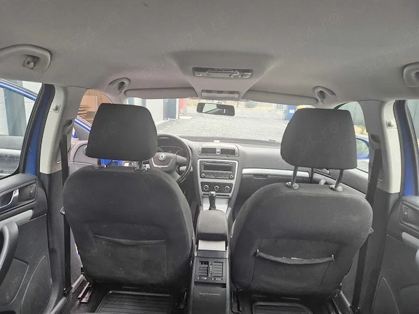 SKODA Octavia 2010 — imagine 5
