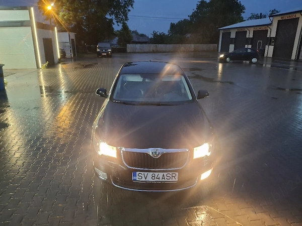 SKODA Superb 2013 — imagine 5