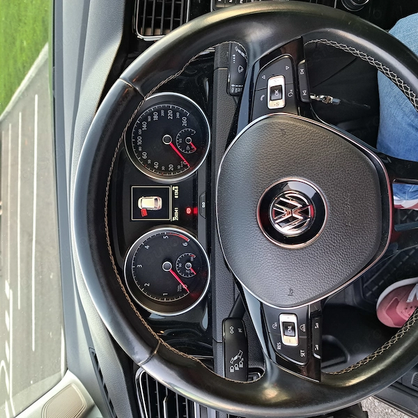 VOLKSWAGEN Golf 2015 — imagine 4