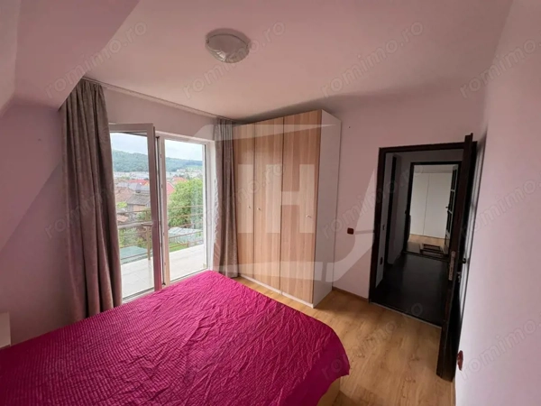 Apartament 2 dormitoare, mobilat si utilat, balcon — fotografia 1