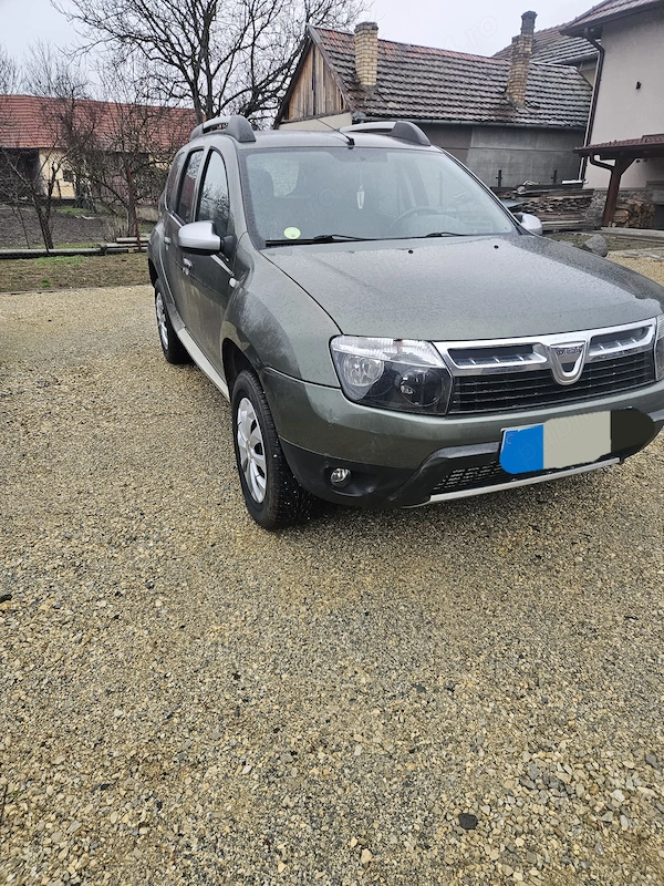 DACIA Duster 2012