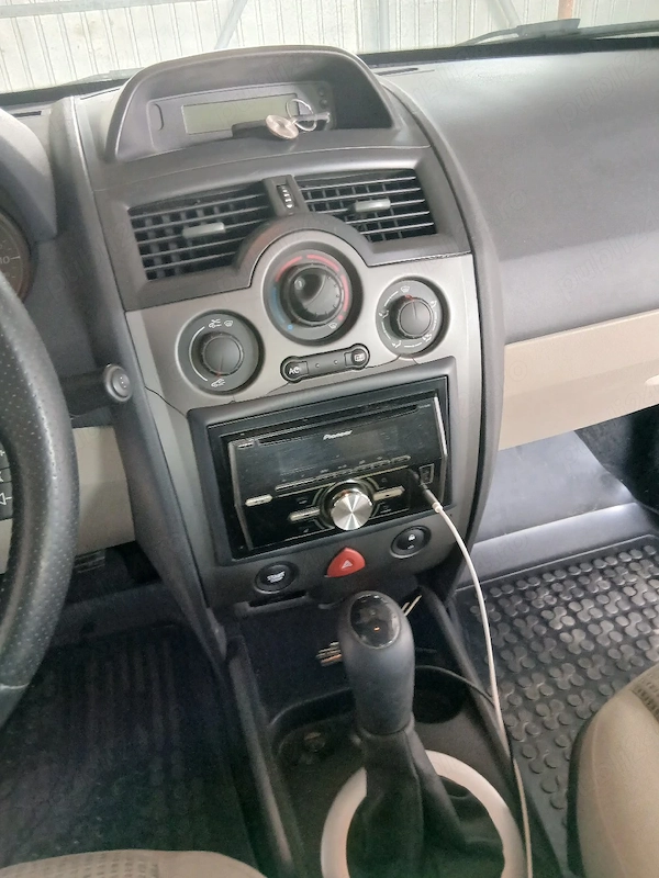 RENAULT Megane 2006