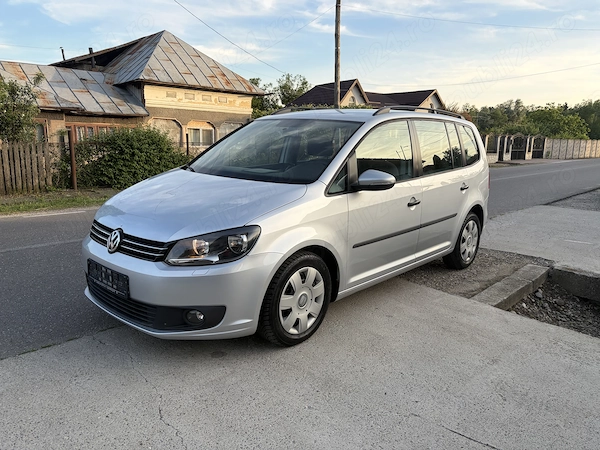 VOLKSWAGEN Touran 2013 — imagine 2