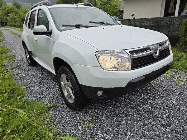 DACIA Duster 2011 — imagine 4