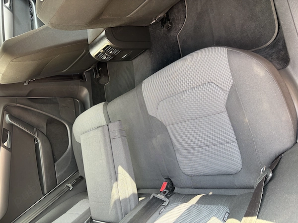 VOLKSWAGEN Passat 2011 — imagine 9