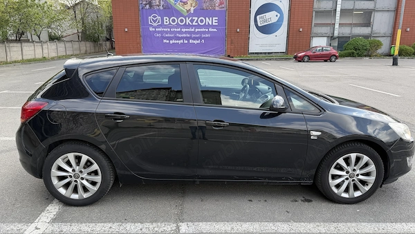 OPEL Astra 2012 — imagine 3