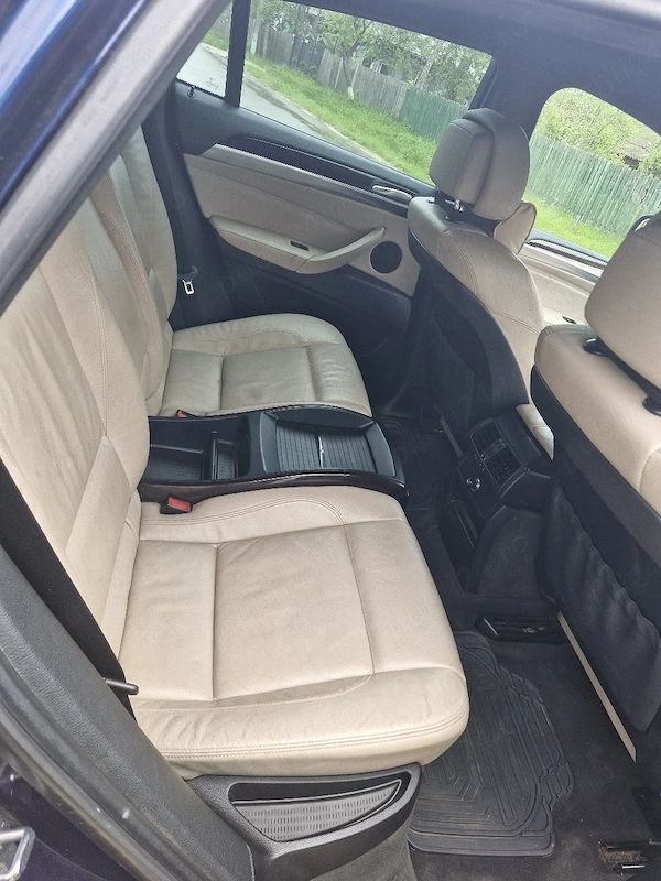 BMW X Series (Generic) 2010 — imagine 4