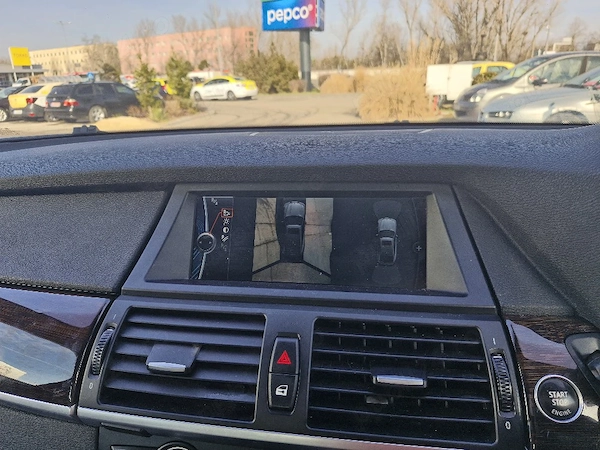 BMW X Series (Generic) 2010 — imagine 9
