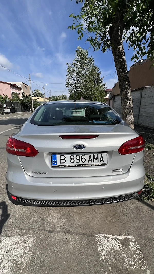 FORD Focus 2015 — imagine 5