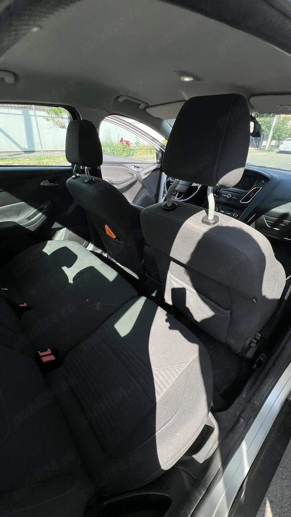 FORD Focus 2015 — imagine 8