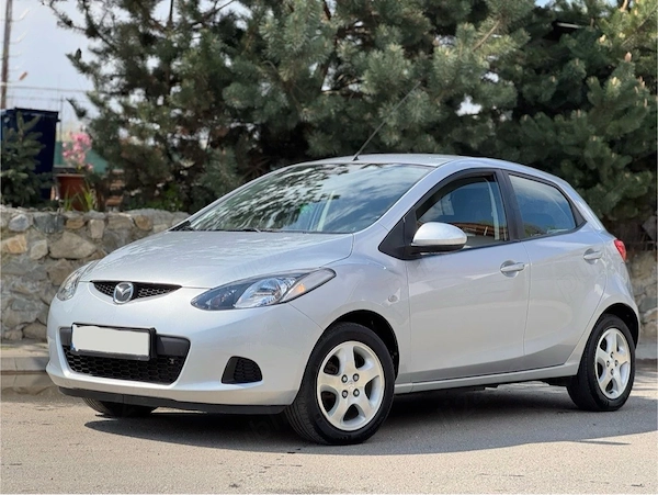MAZDA 2 2008