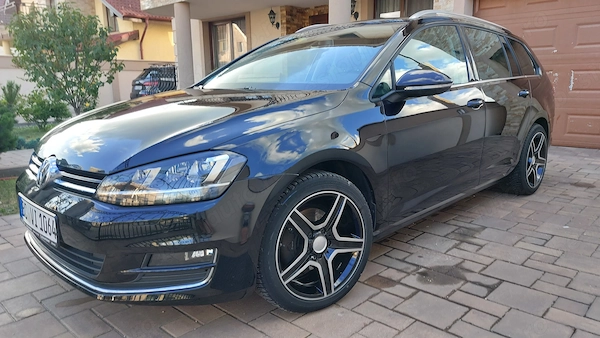 VOLKSWAGEN Golf 2016